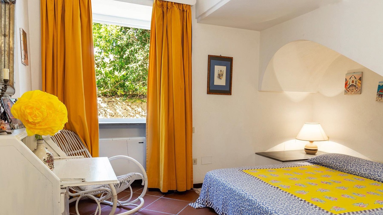 Photo of Bedroom in Capri