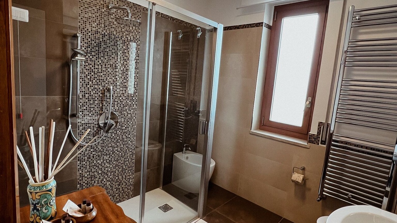Photo of Bathroom in Picanello-Ognina-Barriera-Canalicchio