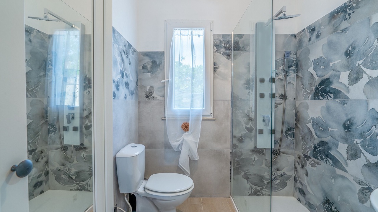 Photo of Bathroom in Fanusa