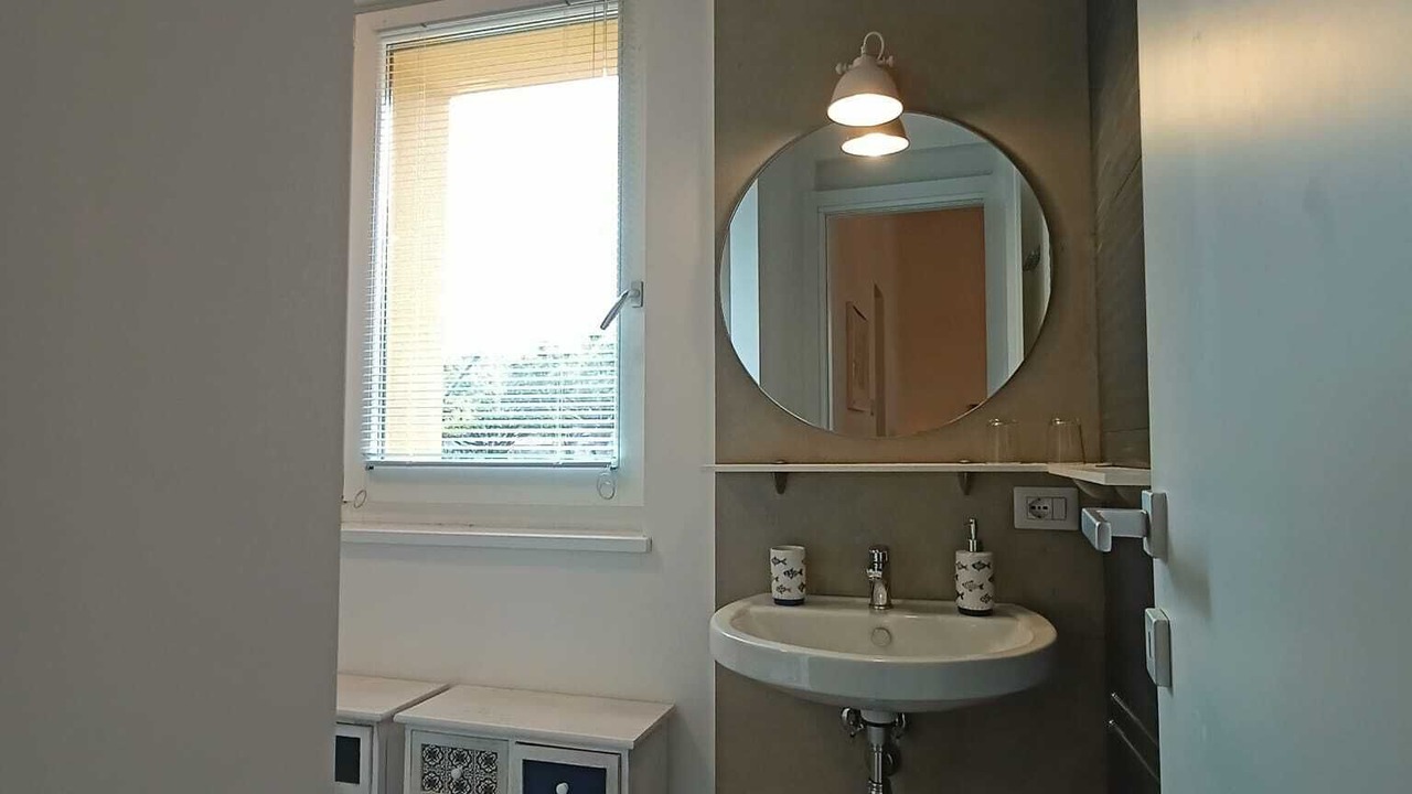 Photo of Bathroom in Archi