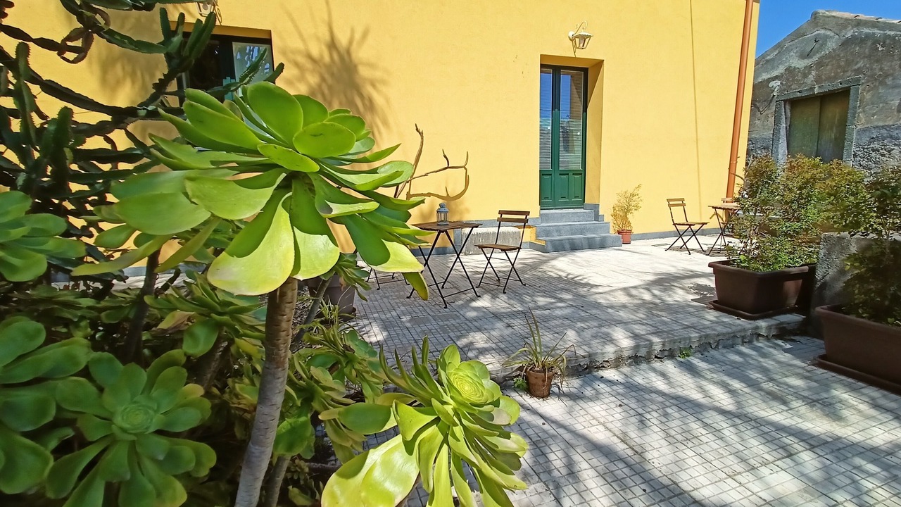 Photo of Outdoor in Archi