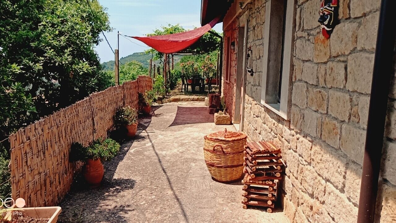 Photo of Patio Balcony in Castell'Umberto