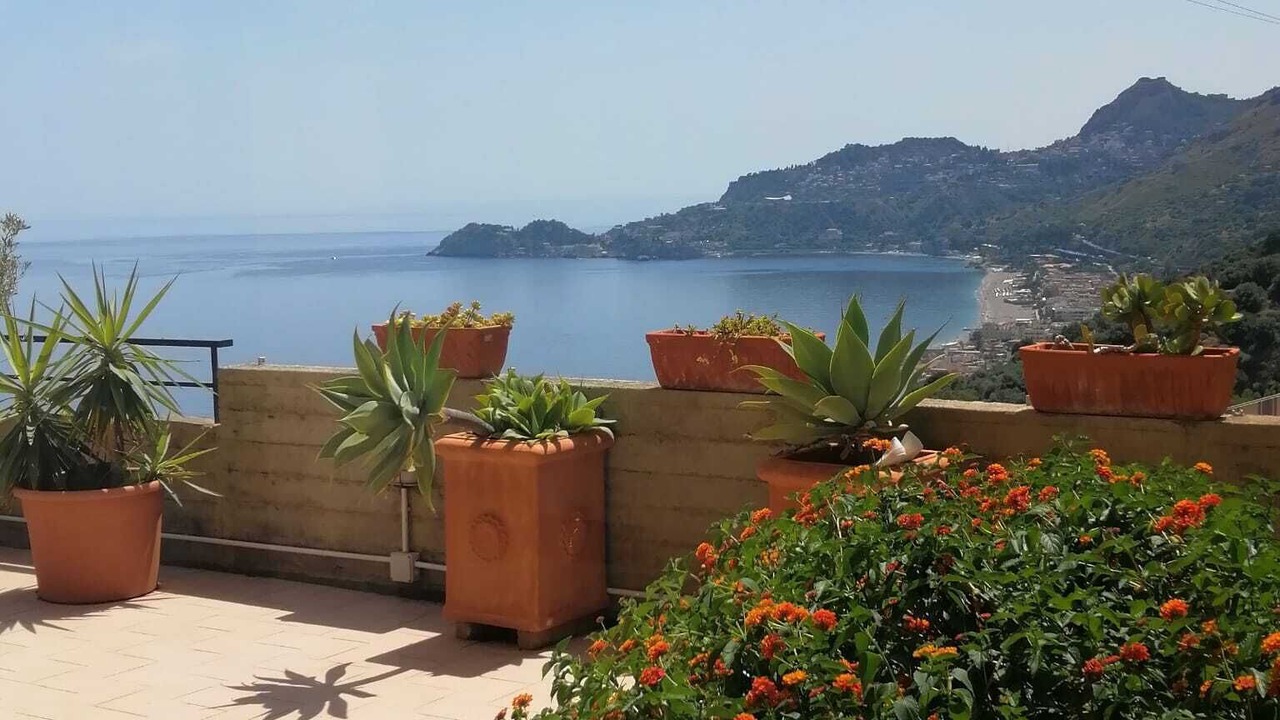 Photo of Patio Balcony in Letojanni
