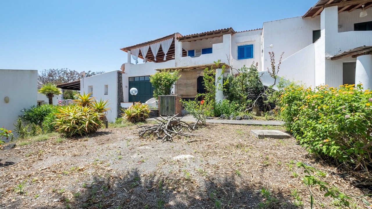 Photo of Outdoor in Vulcanello