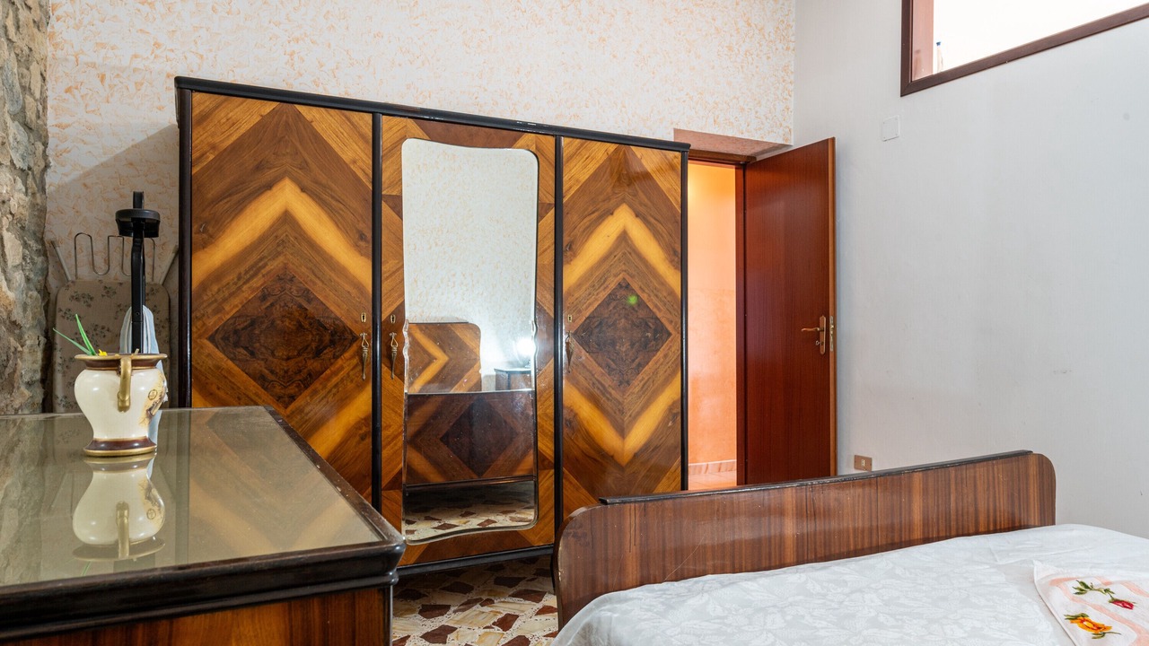 Photo of Bedroom in Gangi