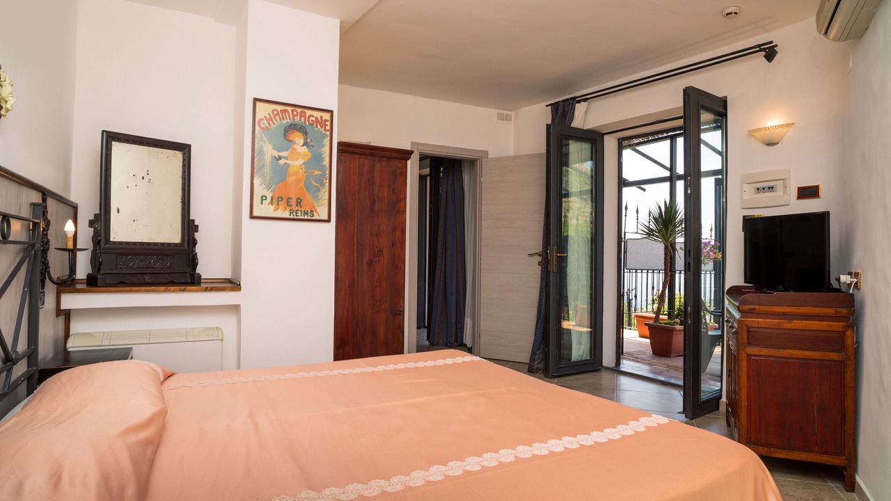Photo of Bedroom in Castelmola