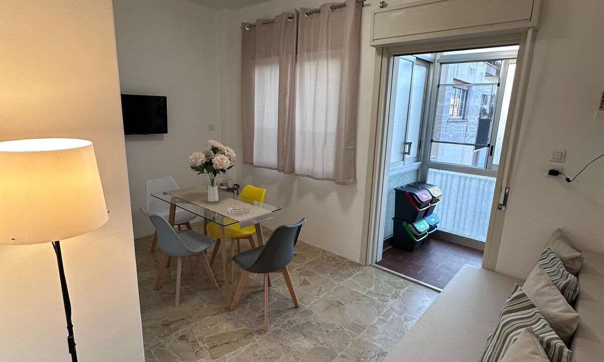 Photo of Livingroom in Ruggero Settimo
