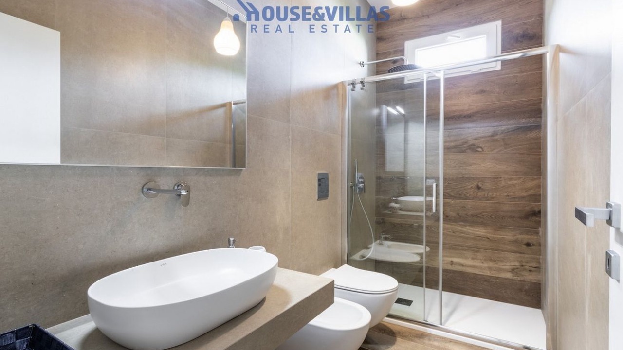 Photo of Bathroom in Gallina