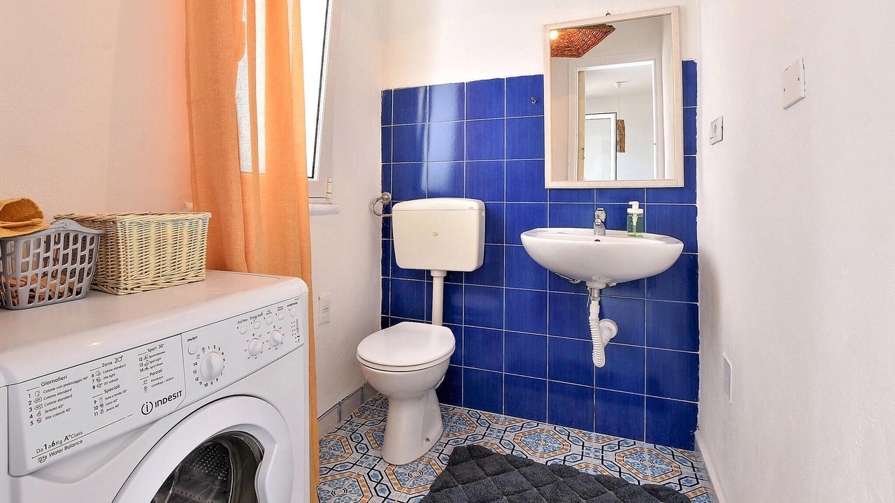 Photo of Bathroom in Trappeto