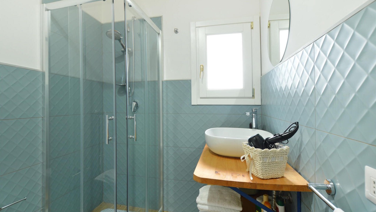 Photo of Bathroom in Menfi