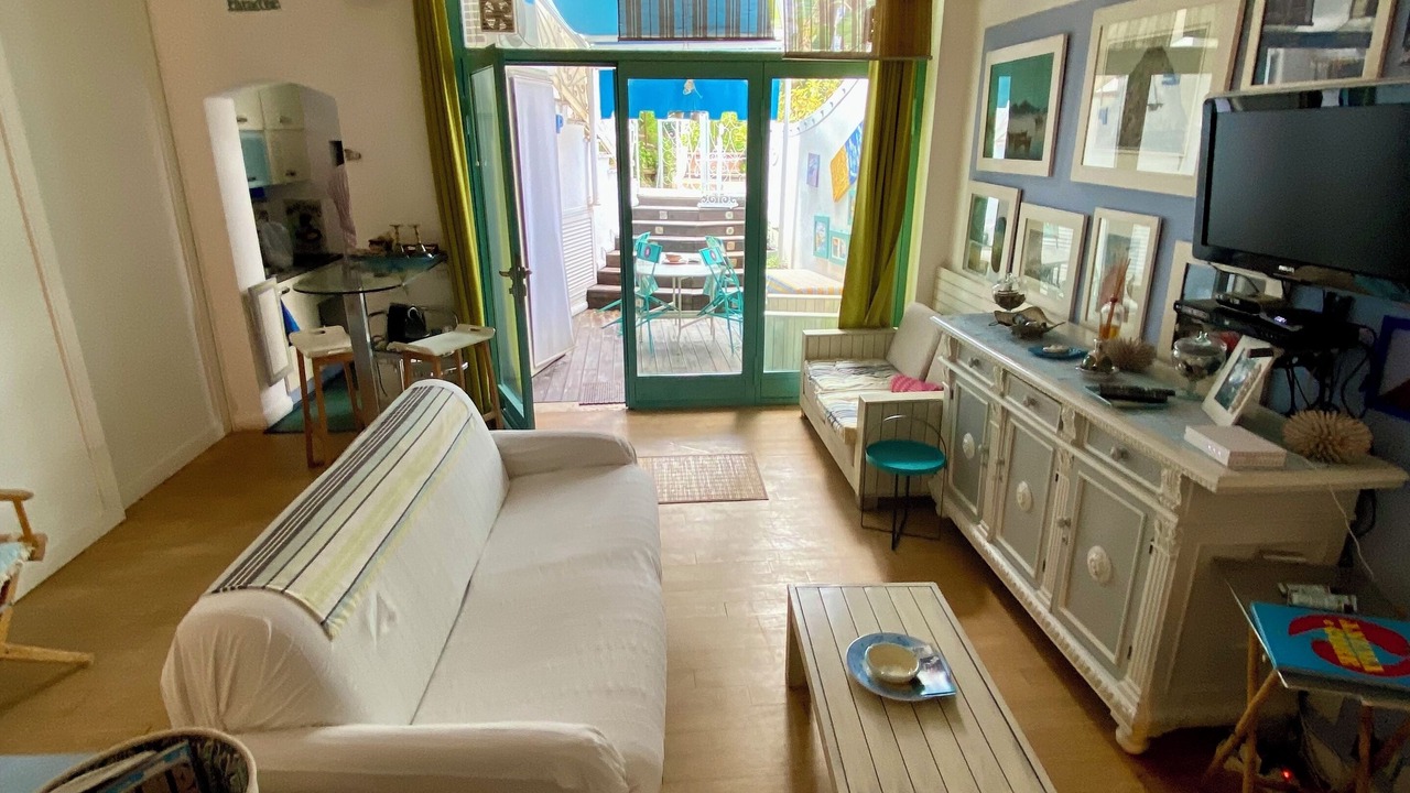 Photo of Livingroom in Capri