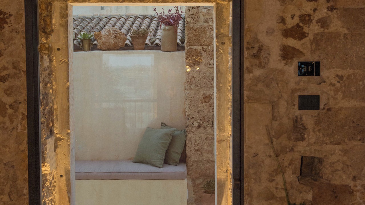 Photo of Others in Noto