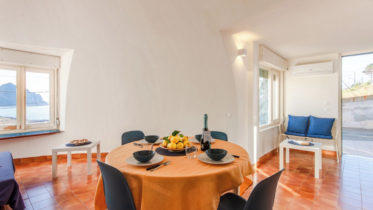 Photo of Bedroom in Macari