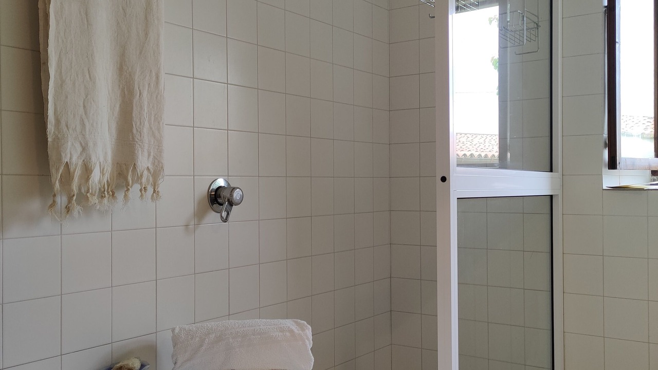 Photo of Bathroom in Palazzolo Acreide Historic Centre