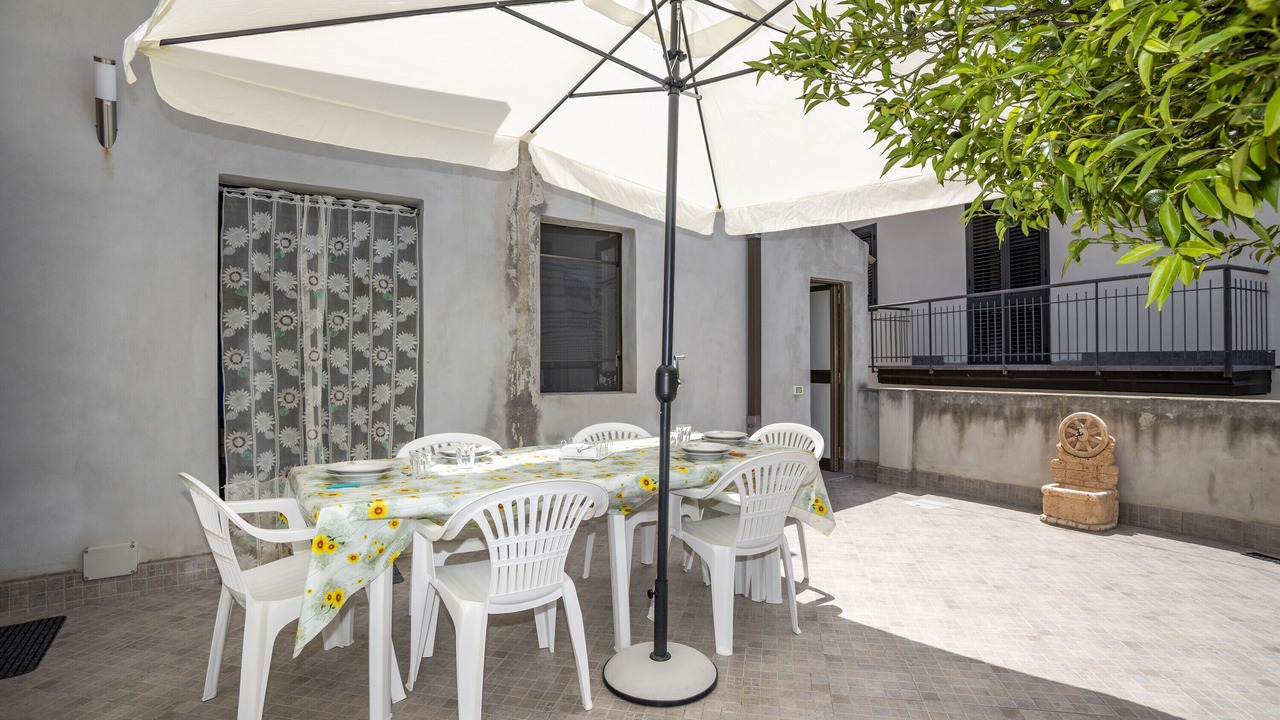 Photo of Outdoor in Capri Leone