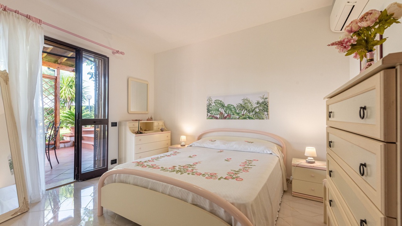 Photo of Bedroom in Mazzaforno