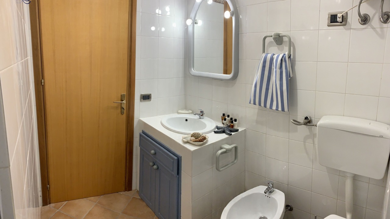 Photo of Bathroom in Macari