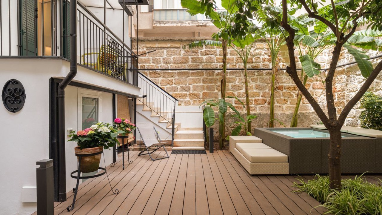Photo of Patio Balcony in Ruggero Settimo