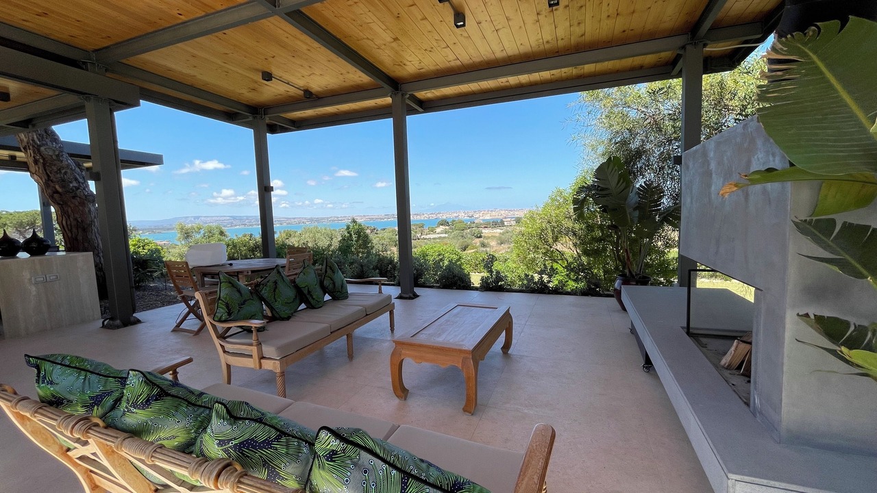 Photo of Patio Balcony in Isola