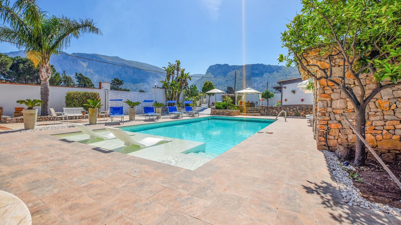 Photo of Outdoor in Terrasini