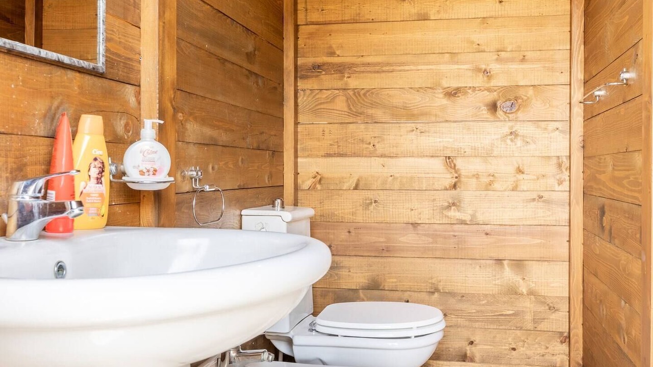 Photo of Bathroom in Mitogio