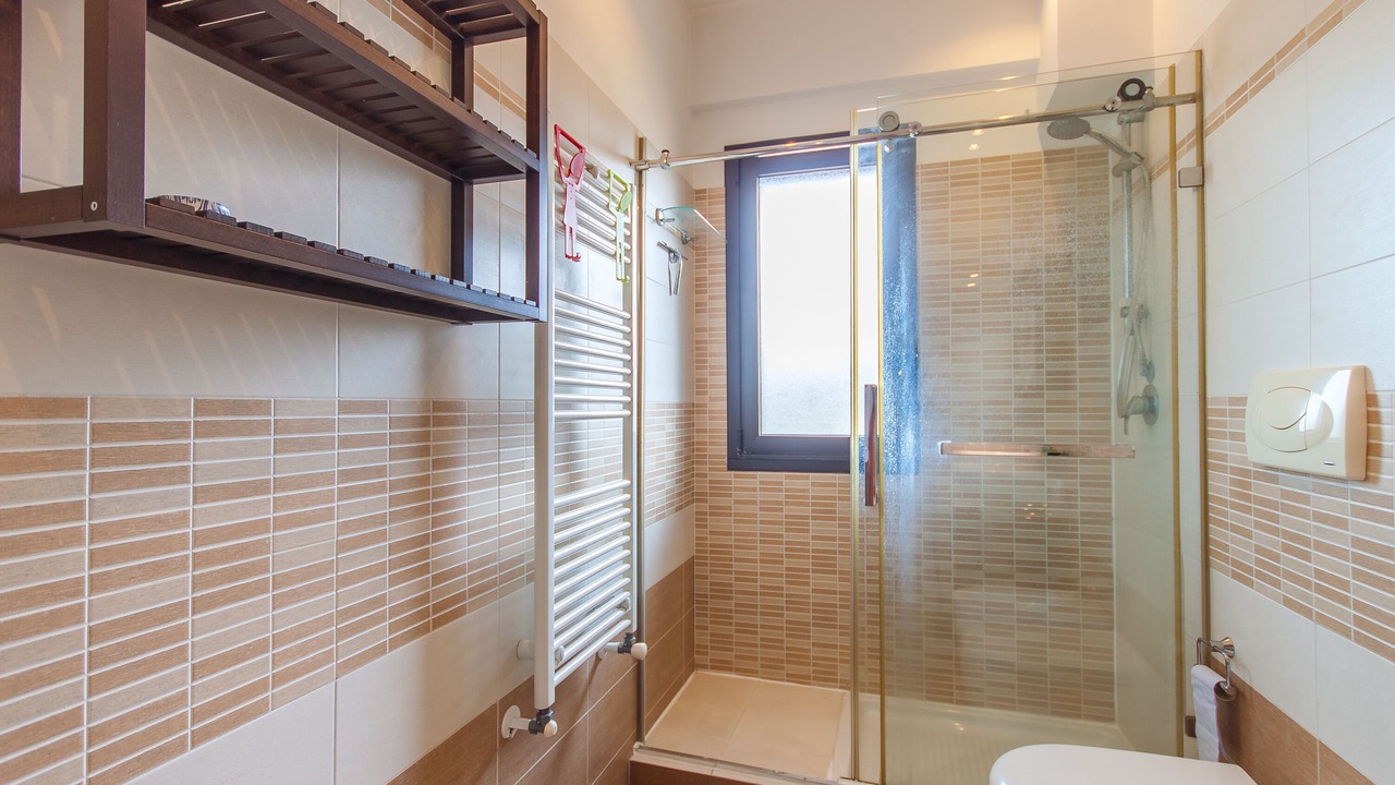Photo of Bathroom in Picanello-Ognina-Barriera-Canalicchio