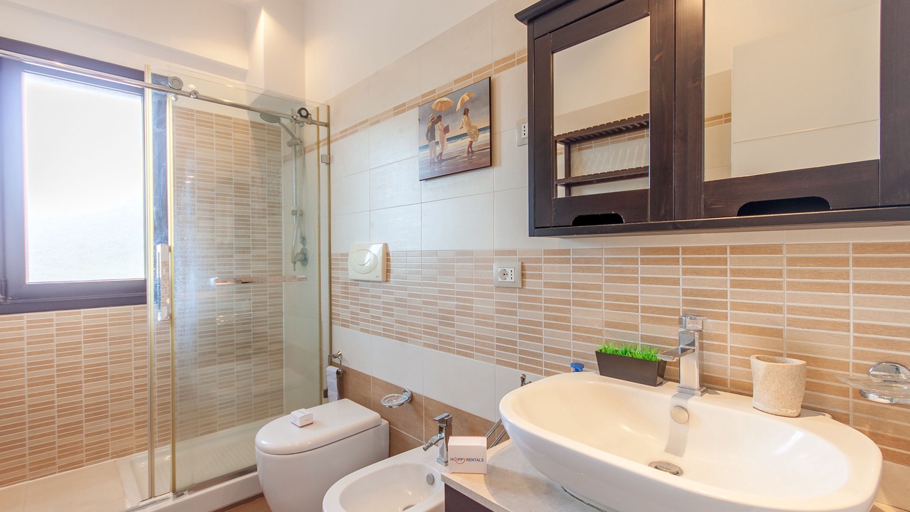 Photo of Bathroom in Picanello-Ognina-Barriera-Canalicchio
