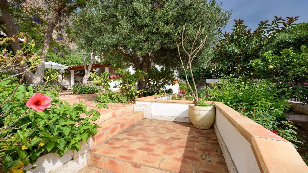 Photo of Outdoor in Macari