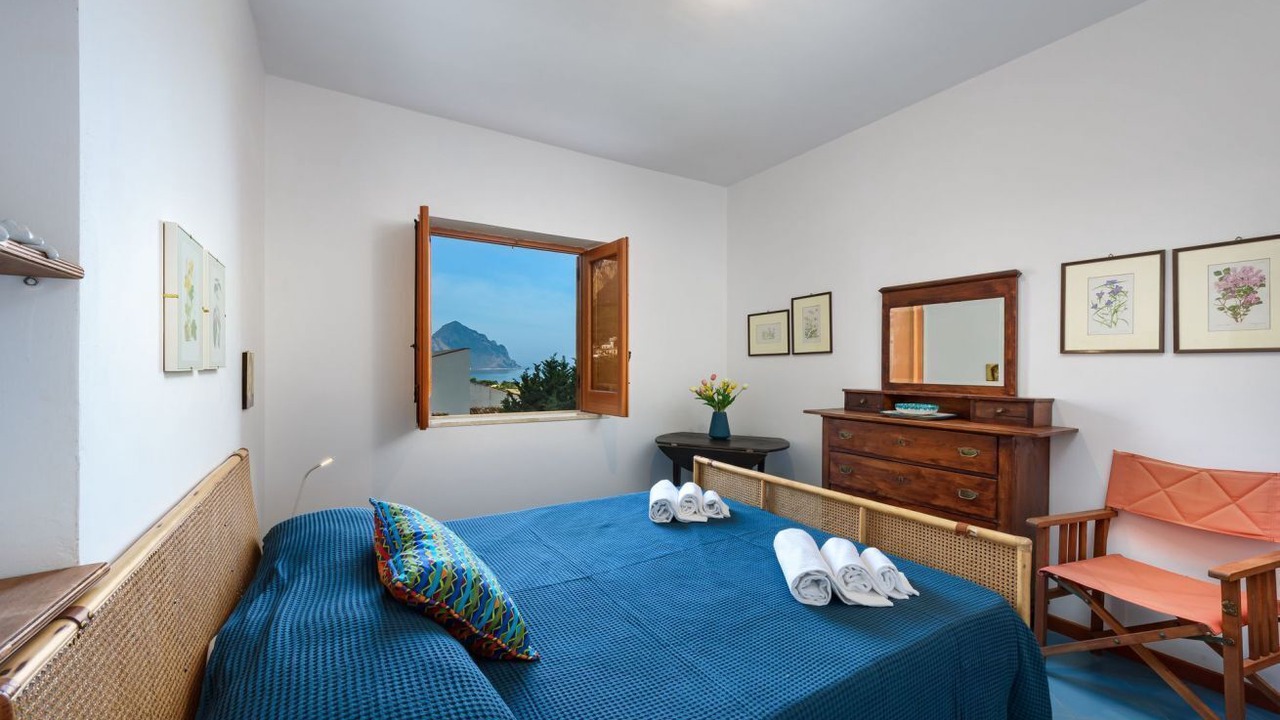 Photo of Bedroom in Macari