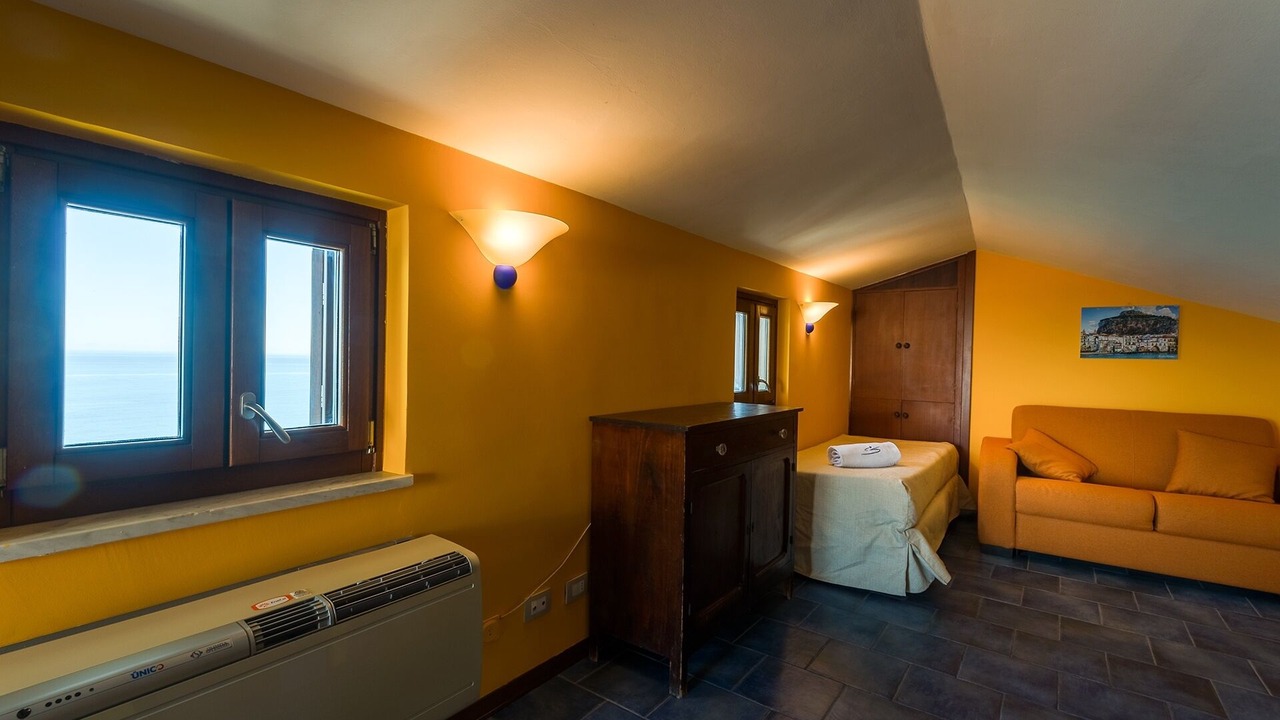 Photo of Livingroom in Old Town