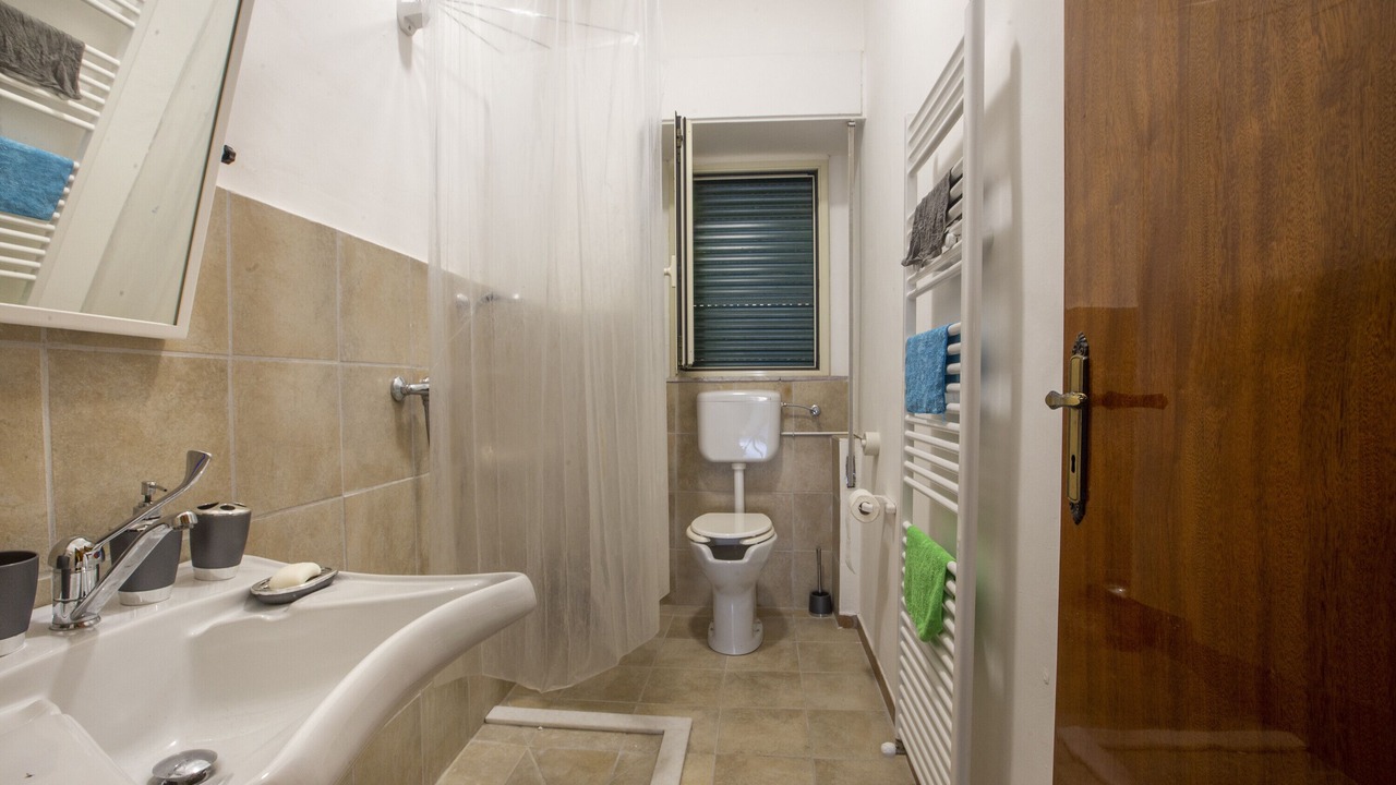Photo of Bathroom in San Marco d'Alunzio