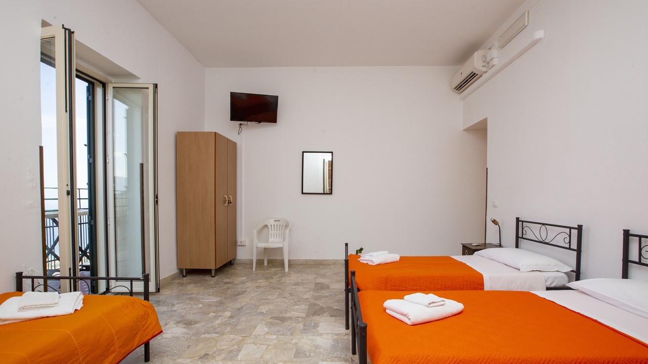 Photo of Bedroom in San Marco d'Alunzio