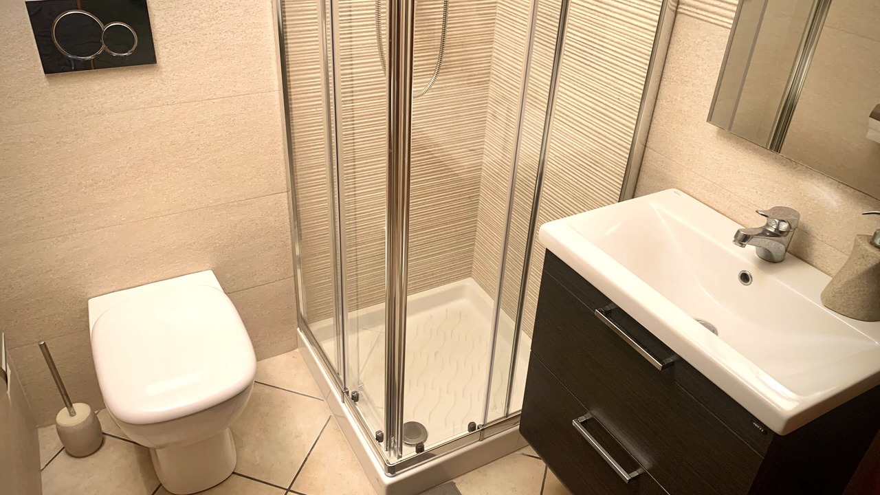 Photo of Bathroom in Picanello-Ognina-Barriera-Canalicchio