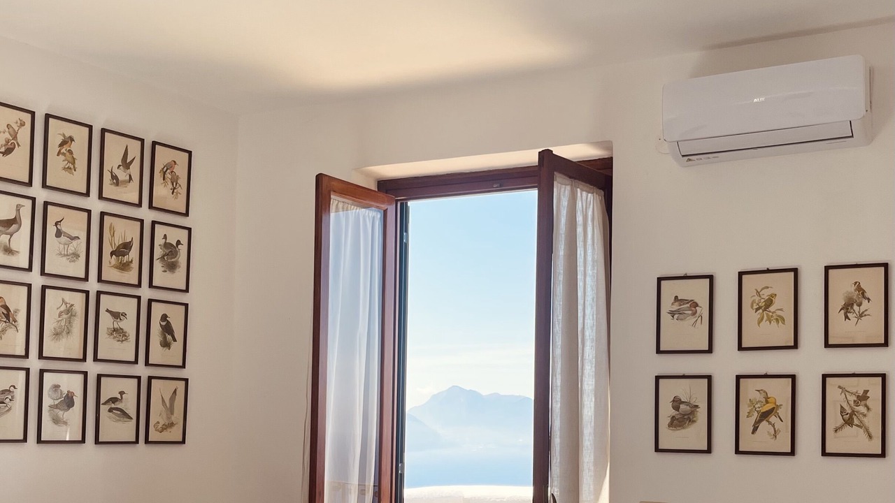 Photo of Bedroom in Massa Lubrense