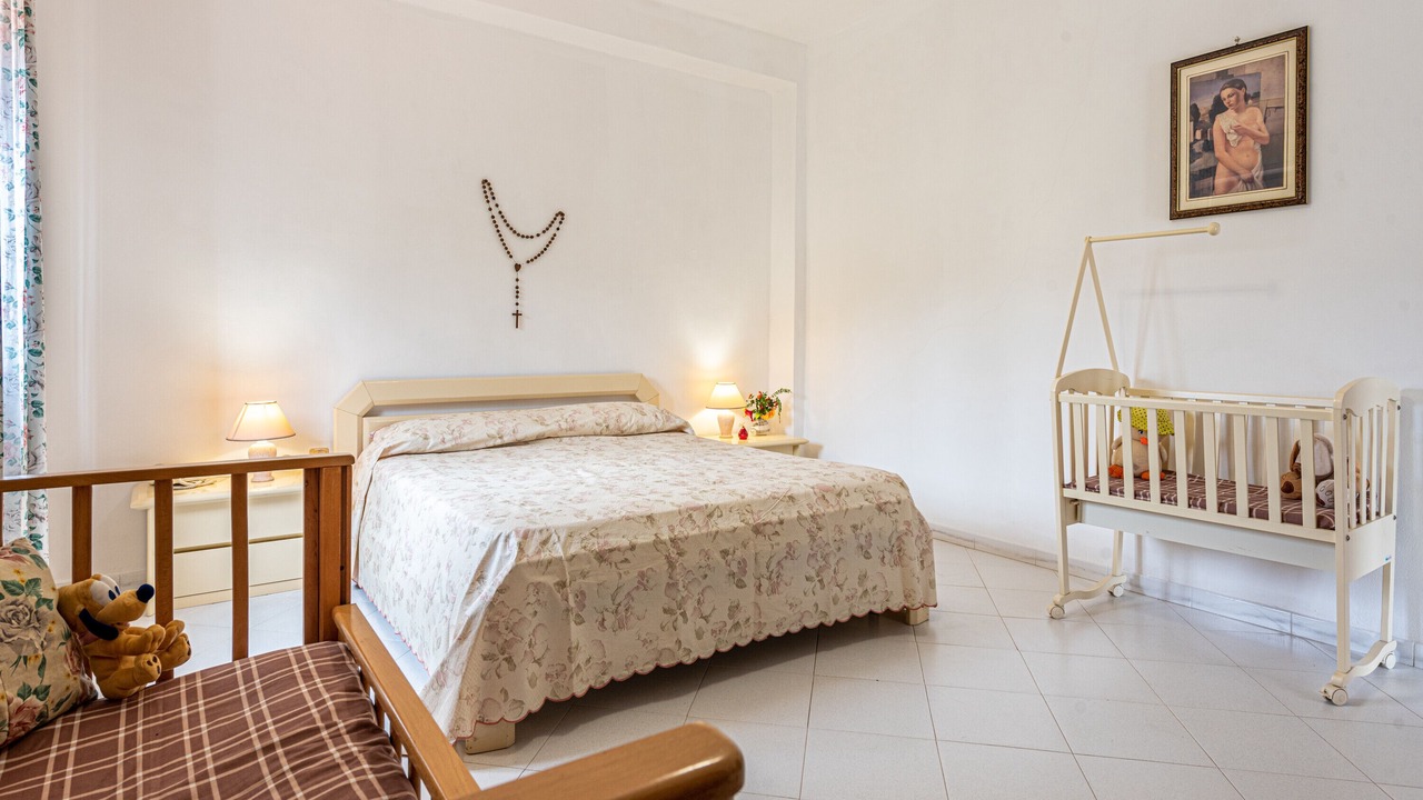 Photo of Bedroom in Torre Colonna-sperone