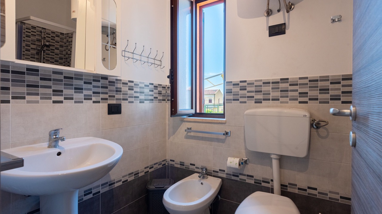 Photo of Bathroom in Campofelice di Roccella