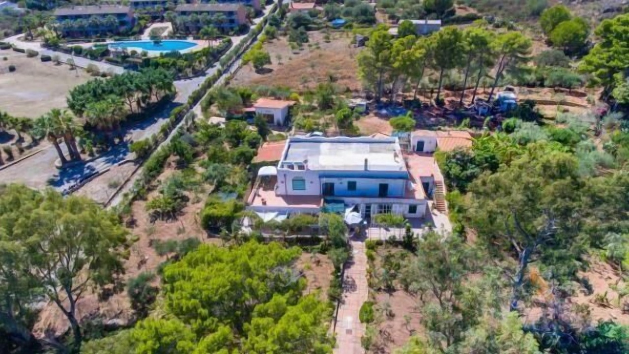 Photo of Outdoor in Pollina