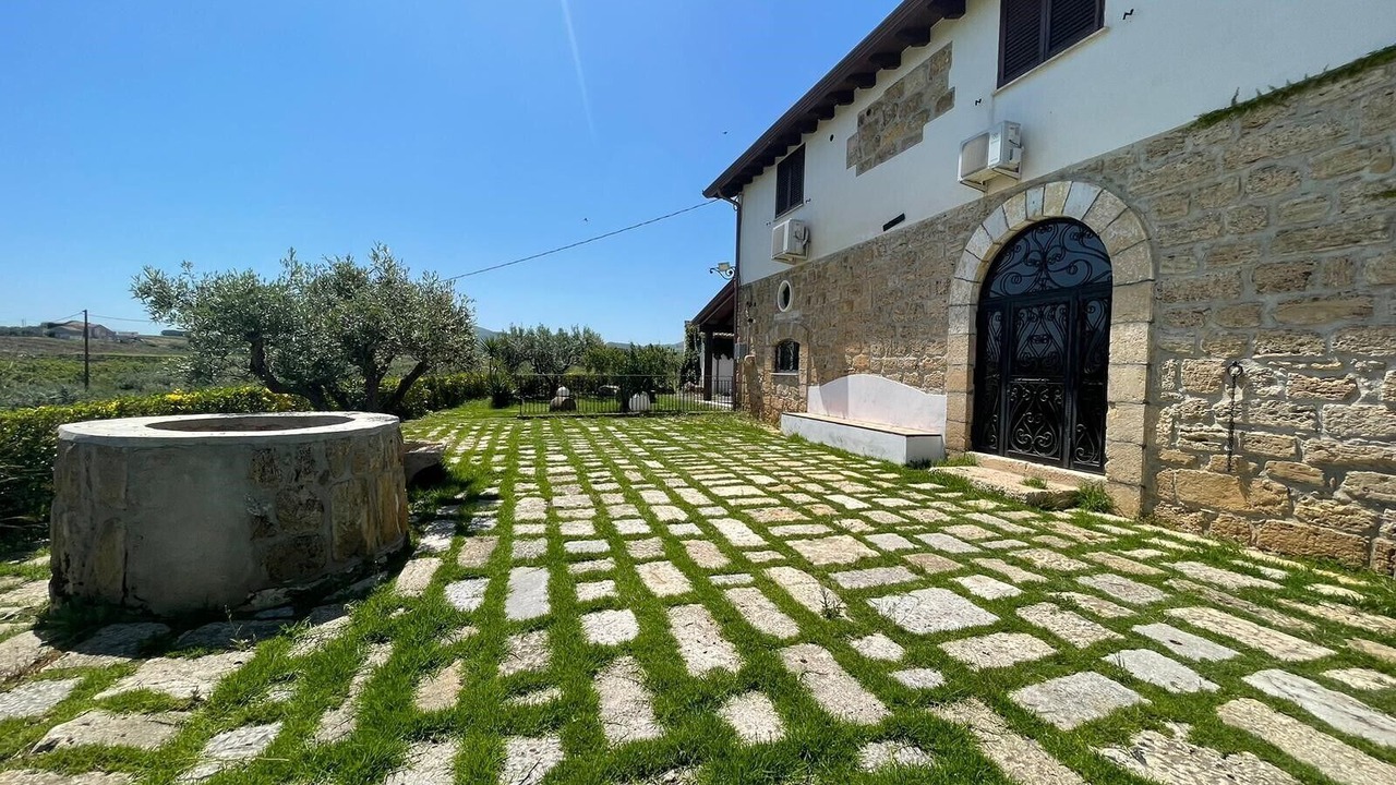 Photo of Patio Balcony in Partinico