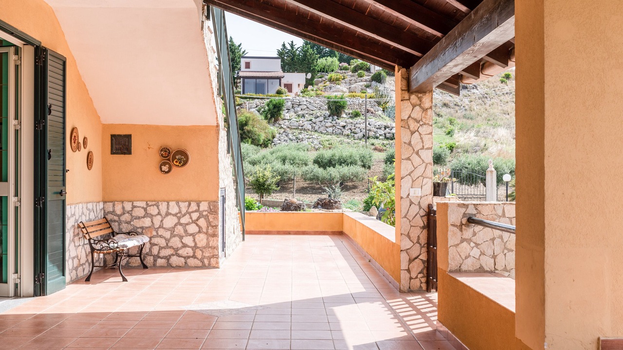 Photo of Patio Balcony in Montallegro