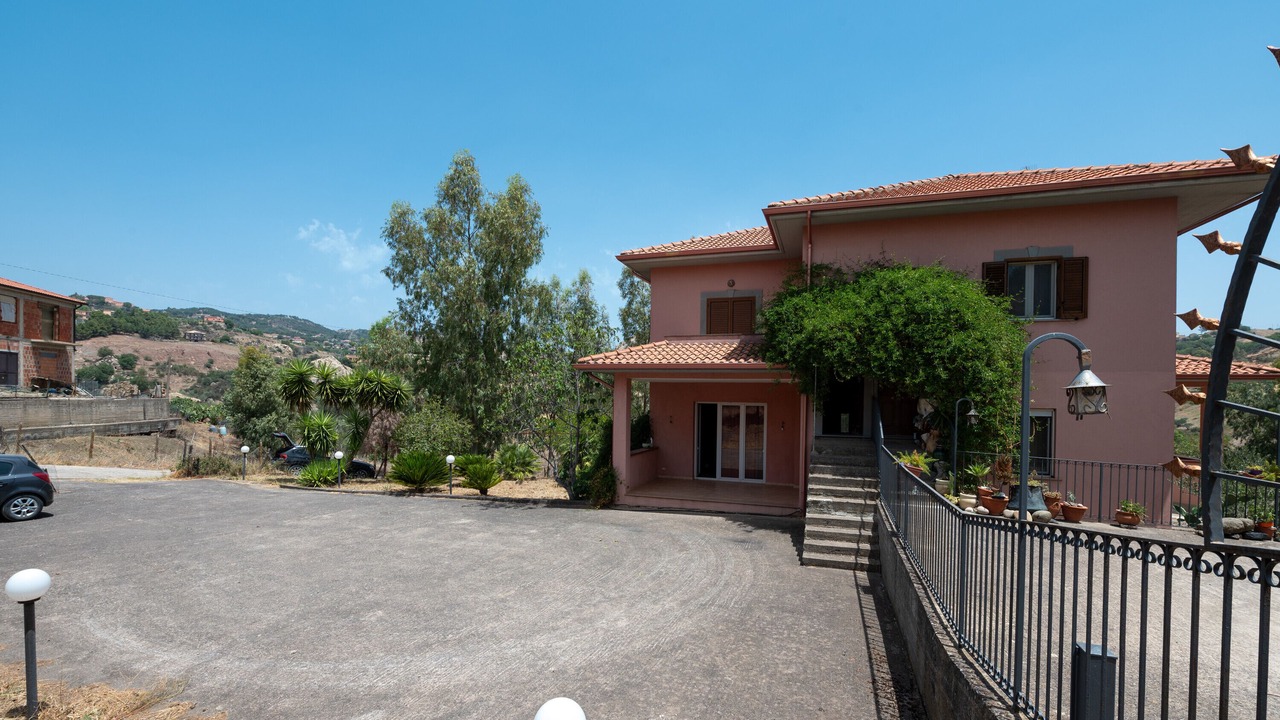 Photo of Outdoor in Nicosia