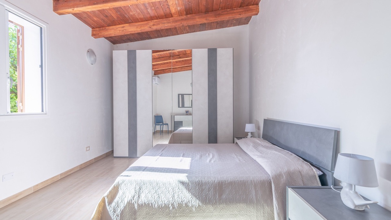 Photo of Bedroom in Avola