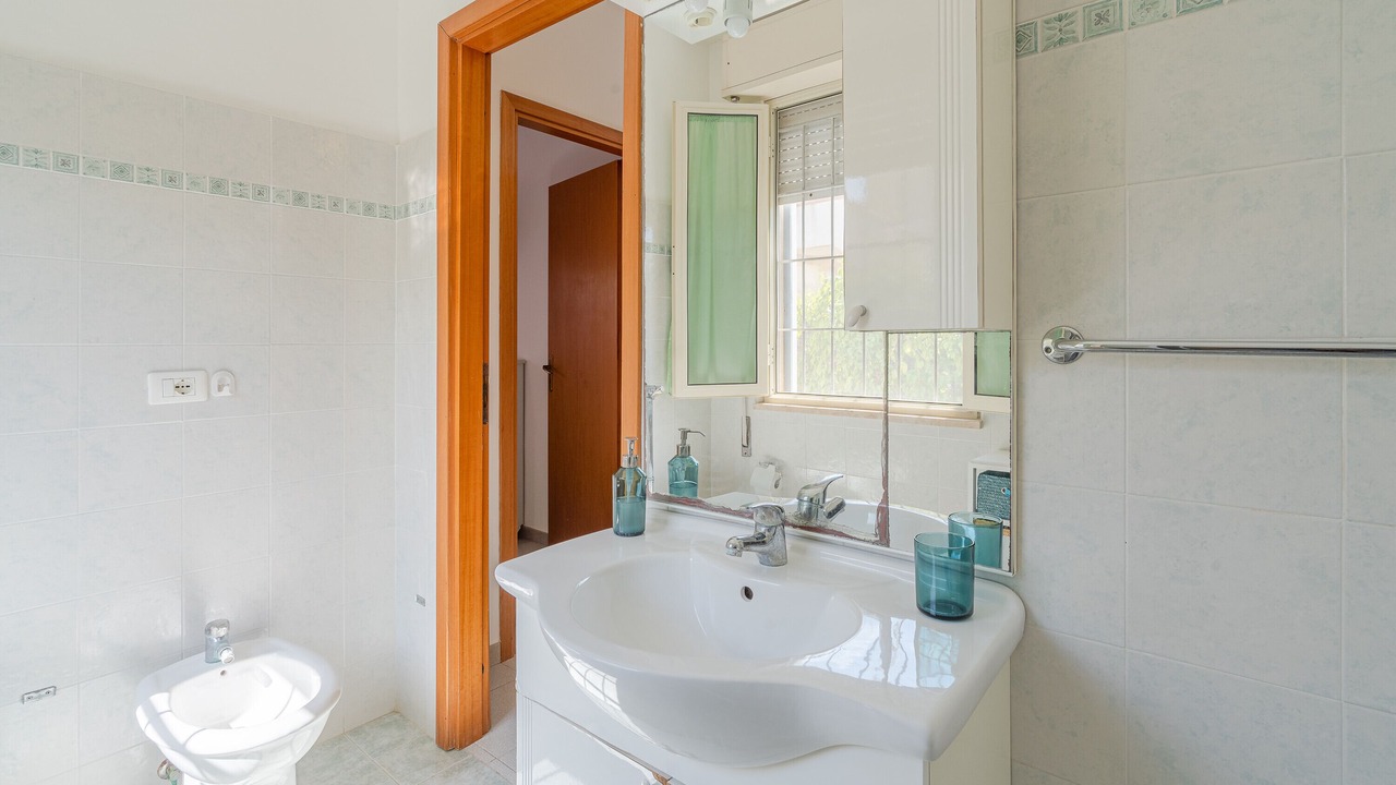 Photo of Bathroom in Reitani