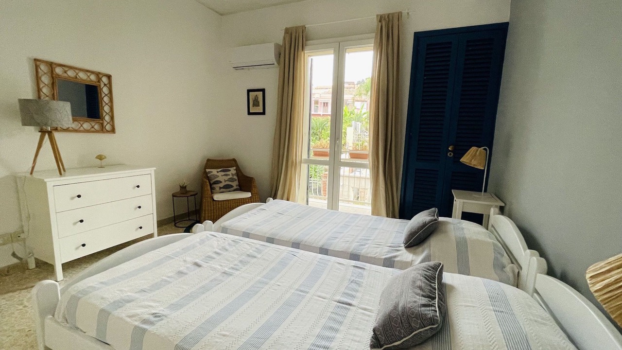Photo of Bedroom in Aci Trezza