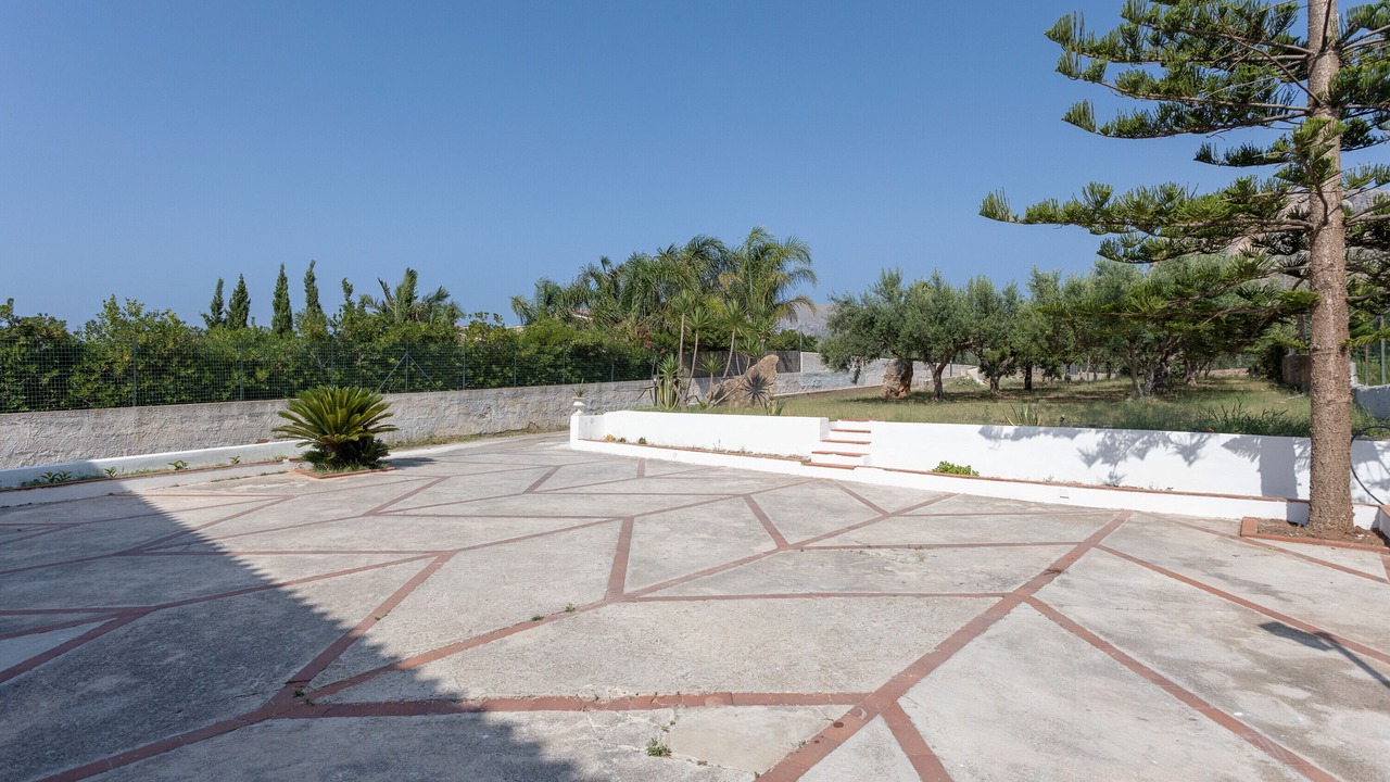 Photo of Outdoor in Terrasini