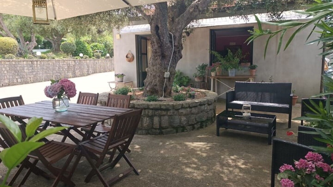 Photo of Outdoor in Naso