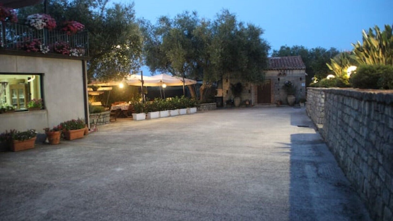 Photo of Outdoor in Naso
