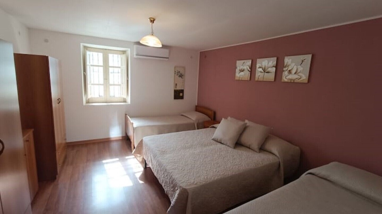 Photo of Bedroom in Naso