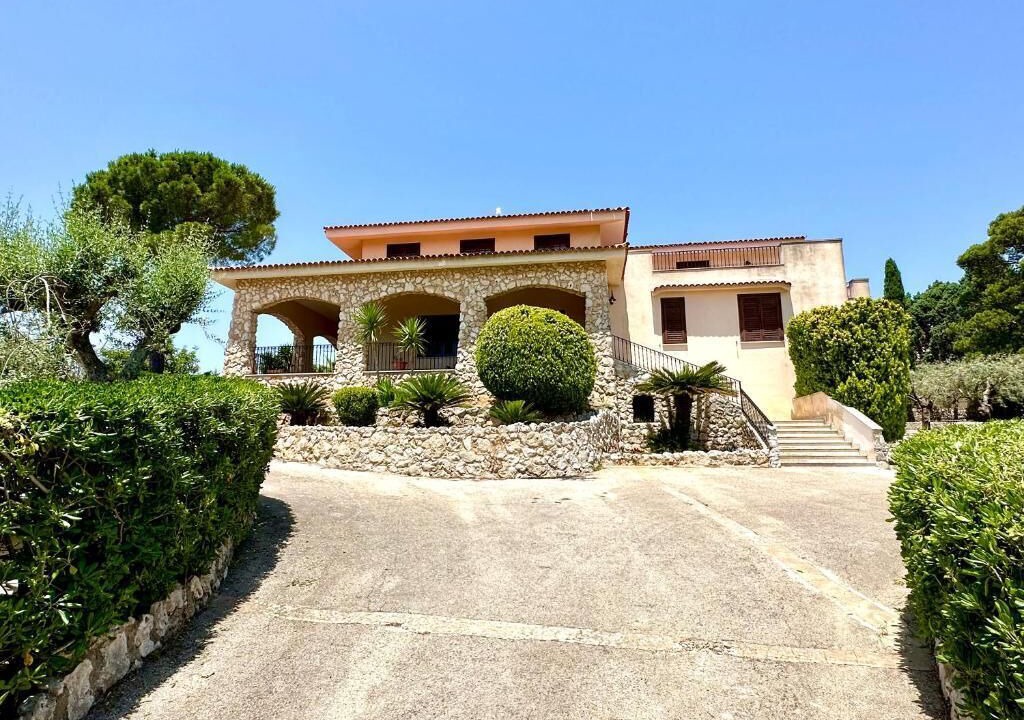 Photo of Outdoor in Avola