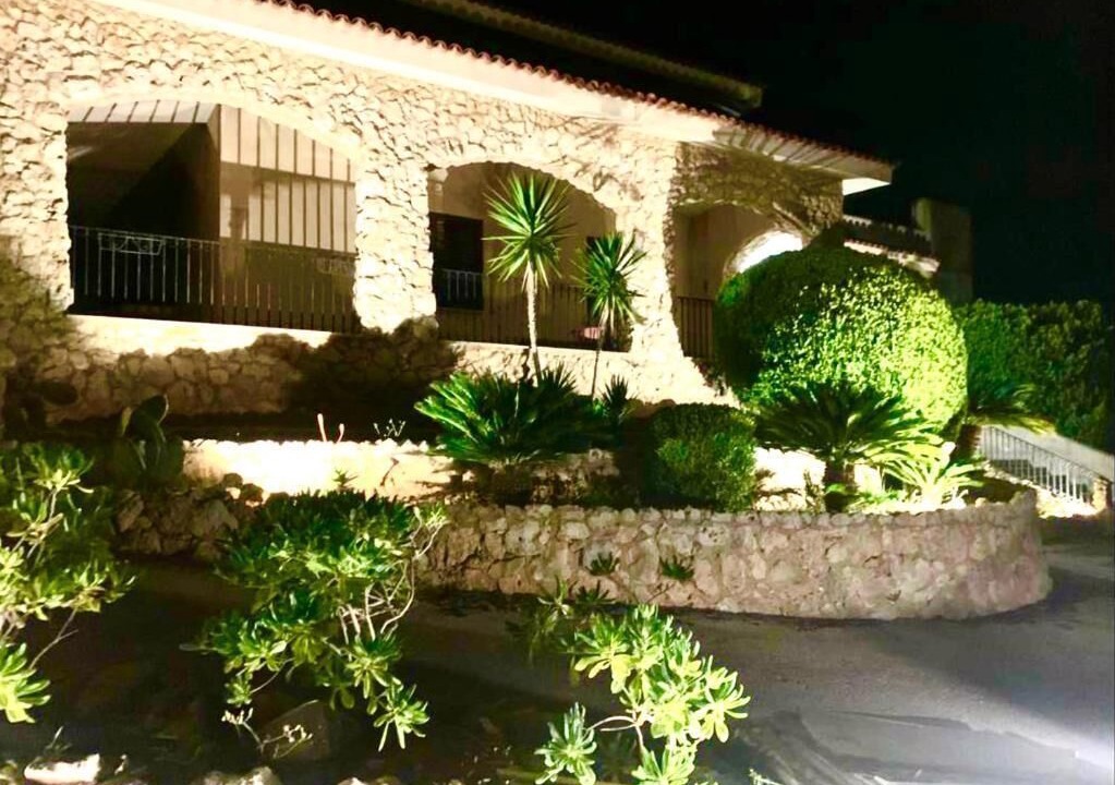 Photo of Outdoor in Avola