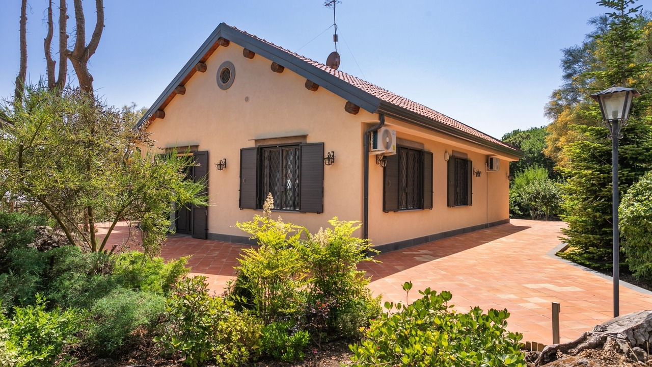 Photo of Outdoor in Nicolosi